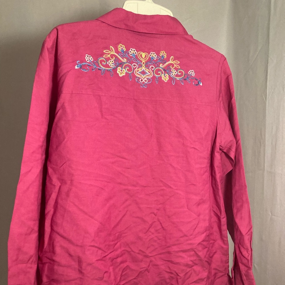 Button Down Top With Embroidered Back - image 8